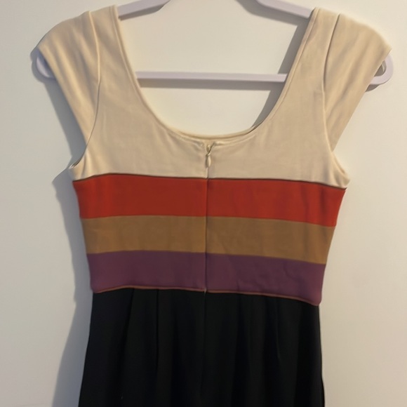 3/$25💙 ✨BCBG dress✨ - Picture 6 of 7